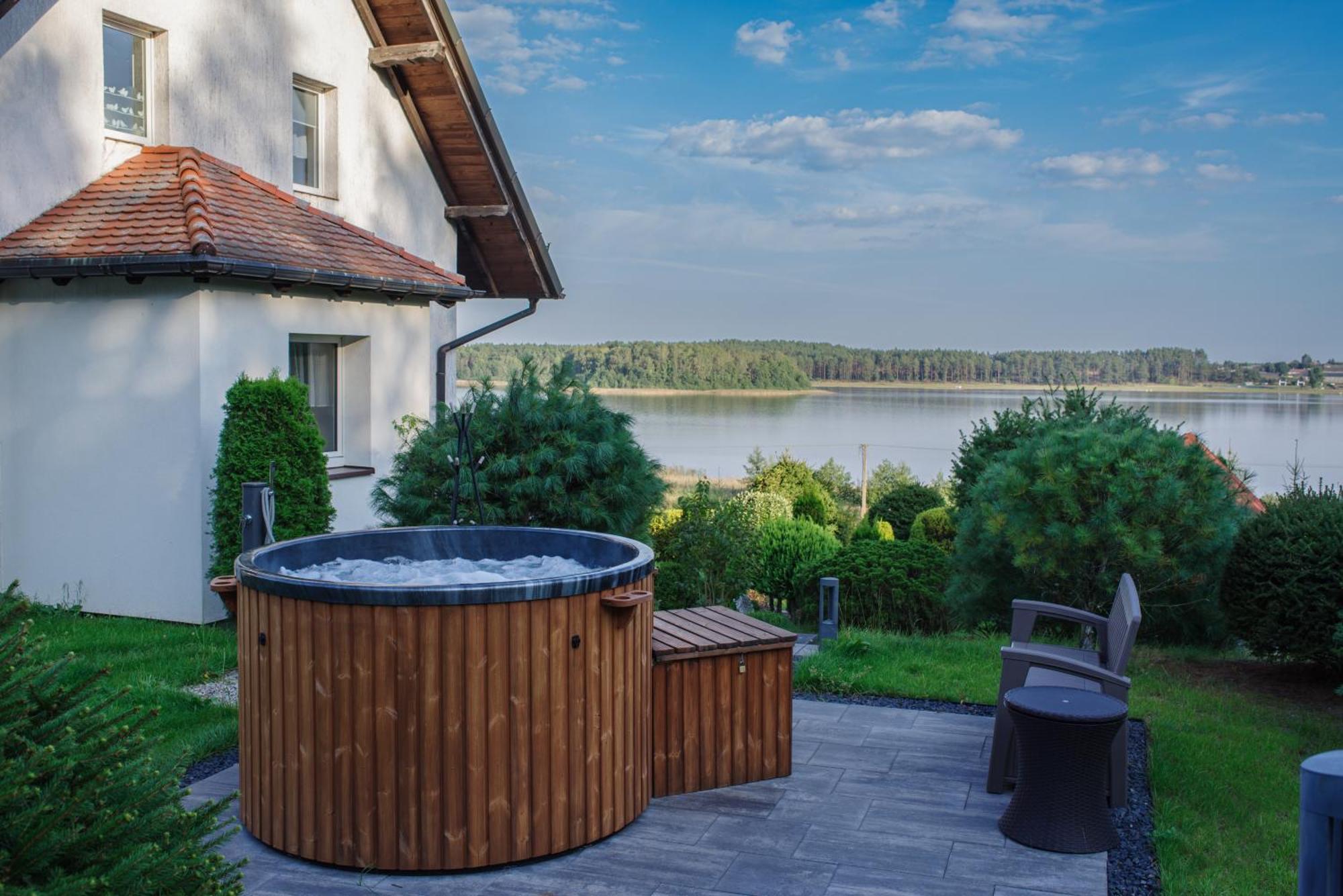 Dom Na Wzgorzu Z Widokiem Na Jezioro Z Balia I Sauna Lipnica  Luaran gambar
